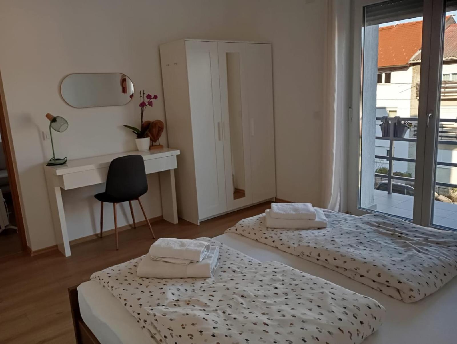 Apartman Zagreb , With Balcony And Free Parking Экстерьер фото